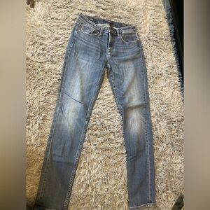 Vigoss Women's Skinny Jeans in Light Blue Wash